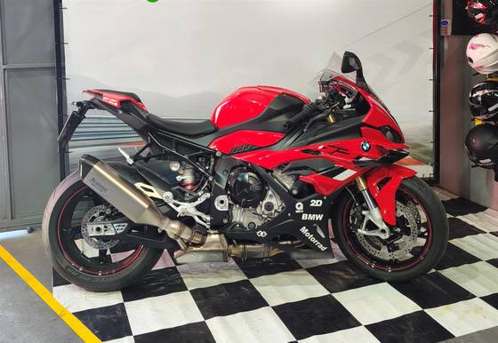 BMW S 1000 RR BMW S 1000 RR